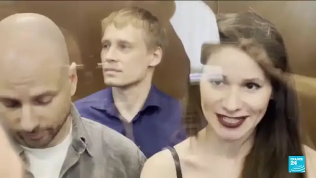 'Video thumbnail for Russia jails four journalists for associating with Alexeï Navalny'