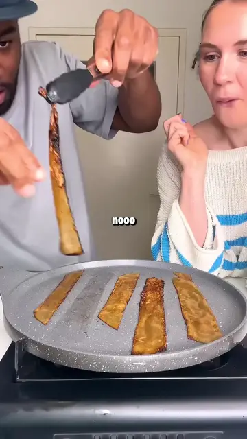 'Video thumbnail for but does it taste BACON¿ 🥓 Viral Rice Paper Bacon 👀'