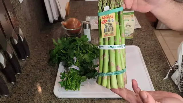 'Video thumbnail for Easy Creamy Asparagus Soup Recipe '