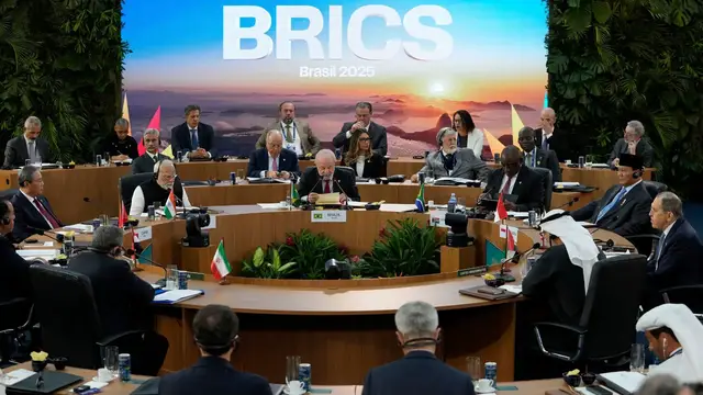 'Video thumbnail for BRICS summit in Brazil: Leaders condemn Israeli attacks on Gaza, criticise strikes on Iran'