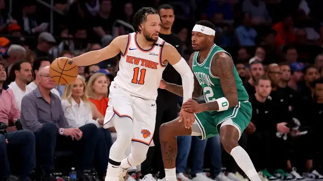 'Video thumbnail for Could the Lack of a Bench Cost the Knicks?'