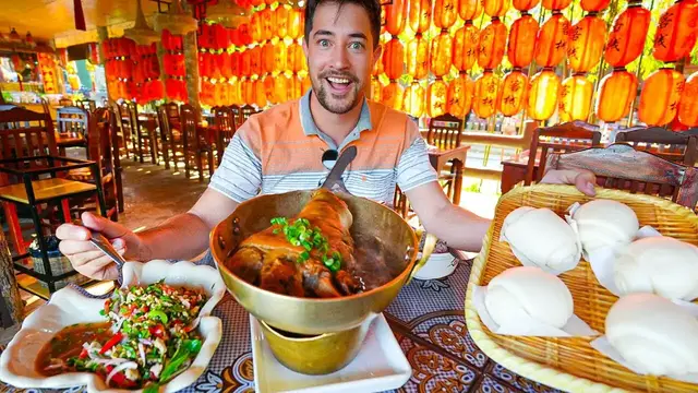 'Video thumbnail for Thailand's Hidden Chinatown!! Amazing YUNNANESE FOOD on the Mae Hong Son Loop!'