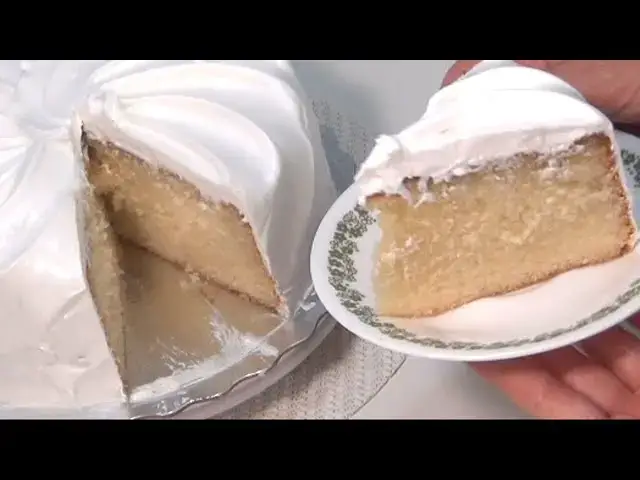 'Video thumbnail for Vanilla Rum Cake - Delicious and Super Moist'