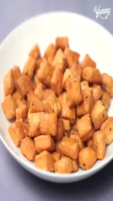 'Video thumbnail for Sweet Shakarpara Recipe ¦ Sweet Monakka Recipe ¦ Easy Flour Snacks Recipe ¦ Yummy'