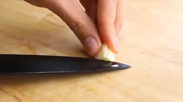 'Video thumbnail for Healthy & Easy Chilli Recipe'