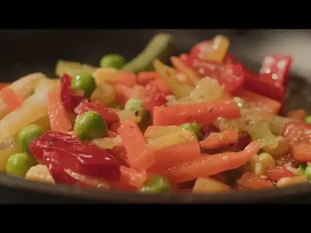 'Video thumbnail for Quick & Easy Pasta Primavera Recipe | Simple Weeknight Dinner Idea'