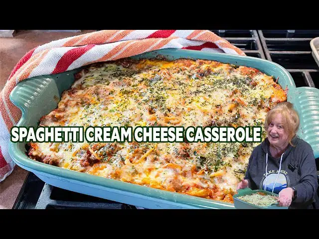 'Video thumbnail for SPAGHETTI Cream Cheese Casserole with Ground Beef Sauce Dinner Idea'