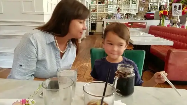 'Video thumbnail for Tourist Scams in Savannah'