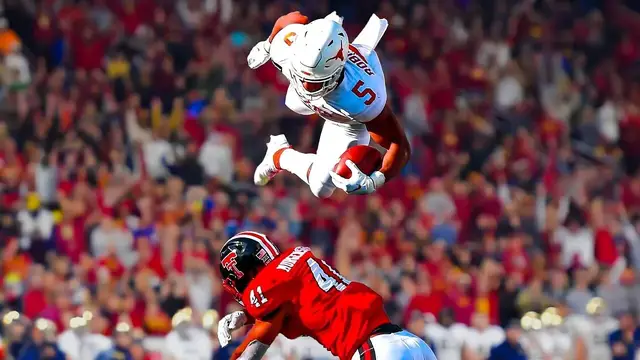 'Video thumbnail for Viral College Football Moments'