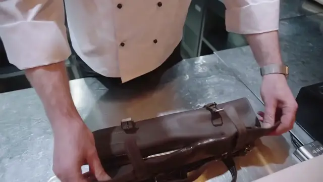 'Video thumbnail for Del Mar a la Alta Cocina La Obra Maestra de Atún con patrickzeinali y ChefRush'
