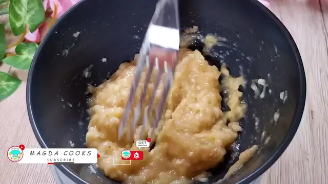 'Video thumbnail for Delicious baked oats recipe in 2 minutes_ Low calorie dessert for breakfast_ Healthy and easy_(720P_HD)'
