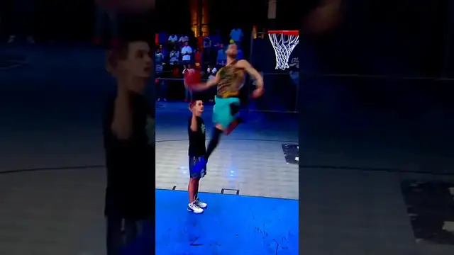 'Video thumbnail for (360) the dunk king: shaq reacts to insane dunks'