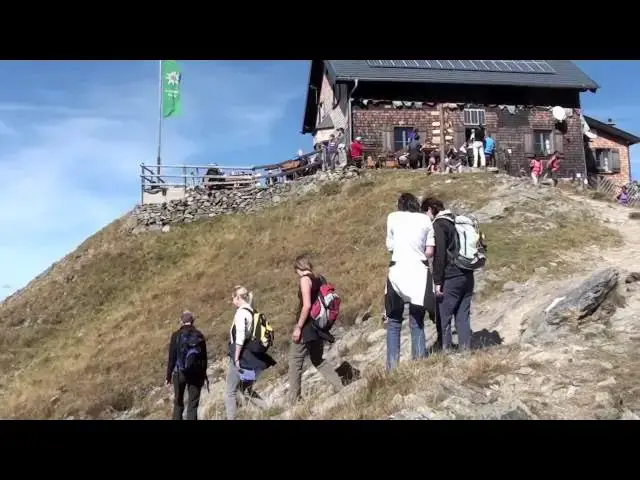 'Video thumbnail for Wandern in Tirol - Kellerjochhütte'
