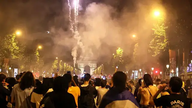 'Video thumbnail for Two dead and hundreds arrested after PSG celebrations'