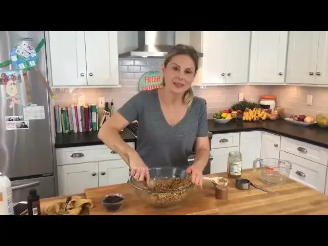 'Video thumbnail for Brown Rice Crispy Treats Recipe   LIVE720P HD'