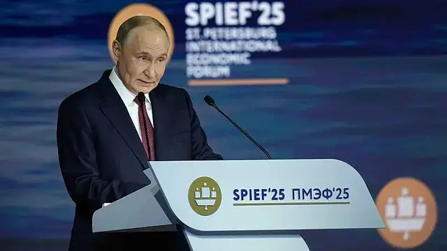 'Video thumbnail for Putin downplays threat of recession at Saint Petersburg Forum, points to growth in manufacturing'