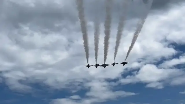 'Video thumbnail for Jets fly overhead ahead of Jones Beach air show'