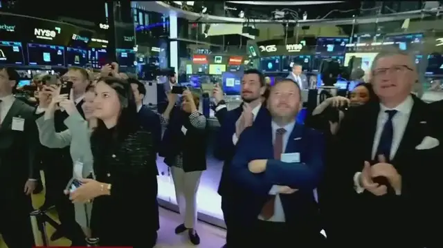 'Video thumbnail for Stocks tumble for 2nd day after tariffs announced'