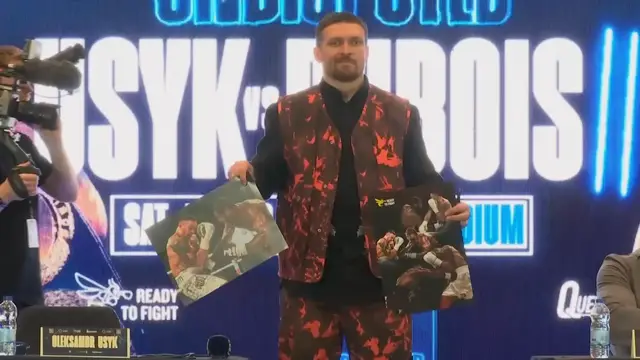 'Video thumbnail for Moment: 'Haters will say it's photoshopped!' Usyk comes with proof on low-blow shots'