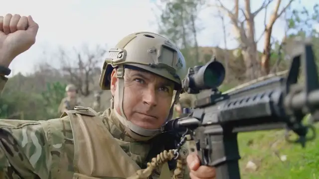 'Video thumbnail for Battlefield 2042 Weapon Customization'
