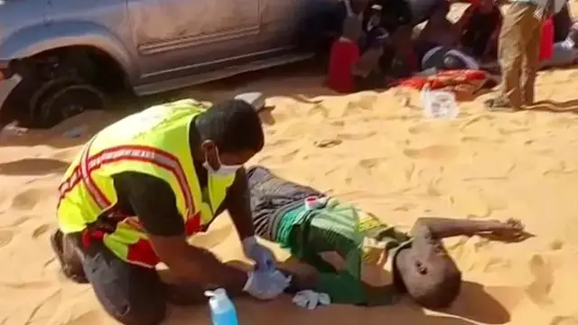 'Video thumbnail for Eleven Sudanese migrants dead after crash in Libyan desert'