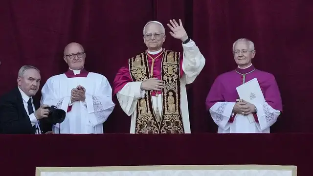 'Video thumbnail for Pope Leo XIV, first US pope, addresses crowd at St Peter's Square'