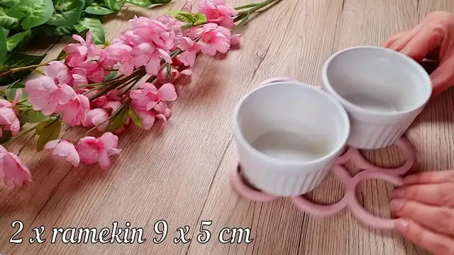 'Video thumbnail for BEST baked oats recipe in 1 minute_ Low calorie dessert for breakfast_(720P_HD)'