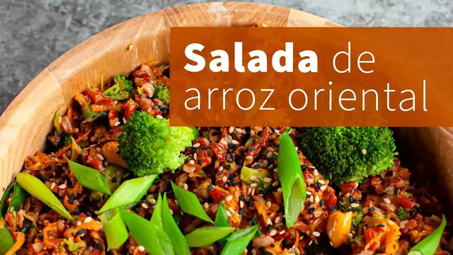 'Video thumbnail for Salada de arroz SAUDÁVEL E DELICIOSA! E o melhor, fácil de fazer'