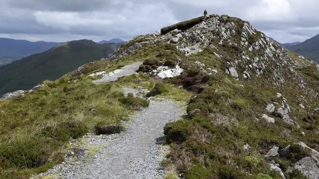 'Video thumbnail for Diamond Hill | Wandern in Irland'