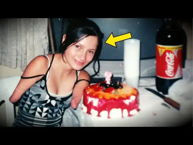 'Video thumbnail for Doctor Said Girl Born Without Arms Wouldn't Amount To Anything. 20 Years Later He Turns Pale'