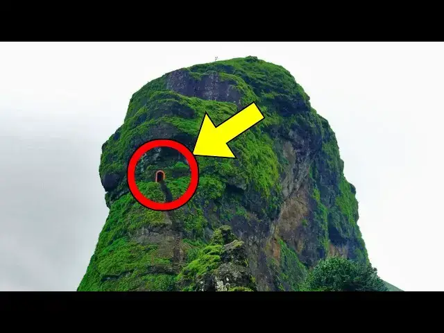 'Video thumbnail for Hikers Discover Secret Tomb On Mountaintop, They Turn Pale After Seeing What's Inside'