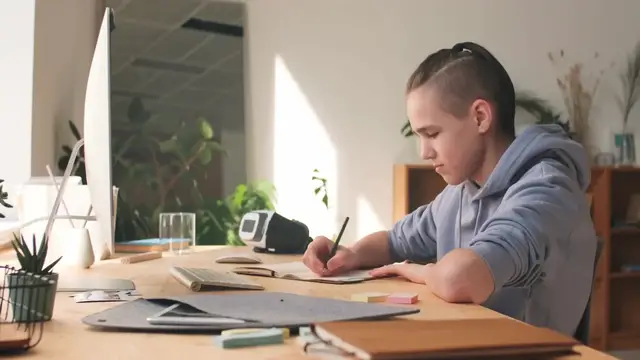 'Video thumbnail for Teenager and Want to Make Money from Home? Try These Ideas!'