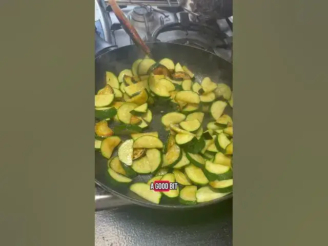 'Video thumbnail for Creamy courgette pasta'