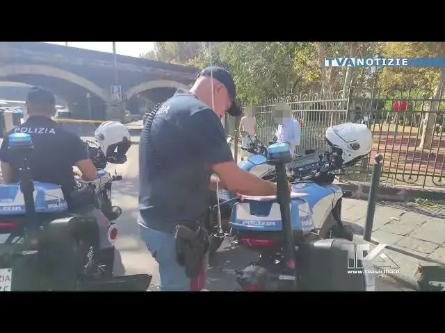 'Video thumbnail for Catania, minaccia un turista per 5 euro: arrestato parcheggiatore abusivo per tentata estorsione'