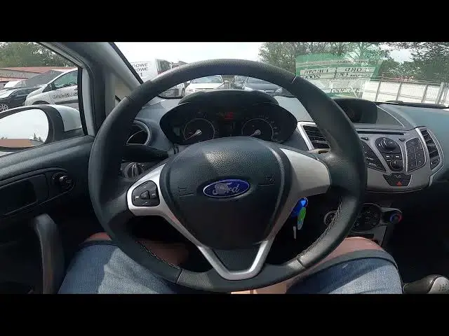 'Video thumbnail for How to Manually Change Radio Station in Ford Fiesta VII ( 2008 – 2017 ) - Adjust Radio Station'