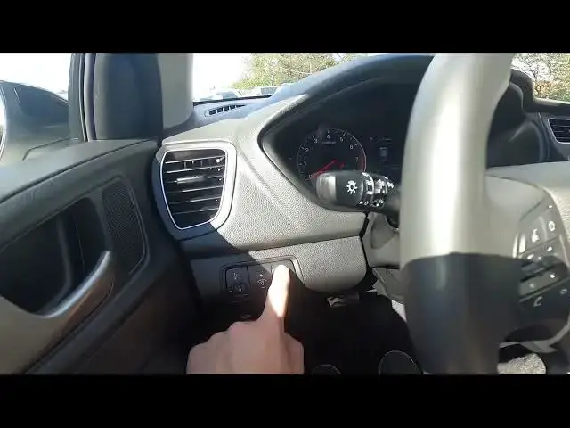 'Video thumbnail for How to Enable or Disable Lane Assistant in Hyundai I20 II ( 2012 – 2020 ) - Use Lane Assistant'
