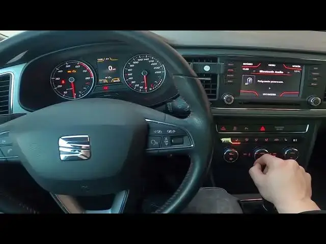 'Video thumbnail for How to Enable or Disable Hazard Lights in Seat Leon III ( 2012 - 2020 ) - Use Emergency Lights'