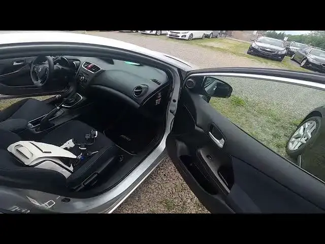 'Video thumbnail for How to Turn Passenger Airbag On or Off in Honda Civic IX ( 2012 - 2017 )'
