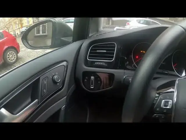 'Video thumbnail for How to Enable or Disable Automatic Lights in Volkswagen Golf VII ( 2012 - 2020 ) - Use Auto Lights'