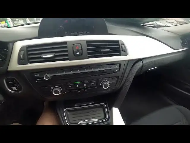 'Video thumbnail for How to Open and Close Drink Holders in BMW Series 3 F30-F31-F34 ( 2012 - 2020 )'