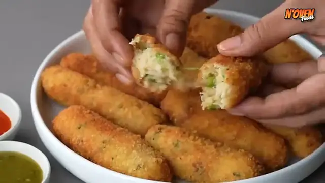 'Video thumbnail for Cryspy Chicken Bread Roll'