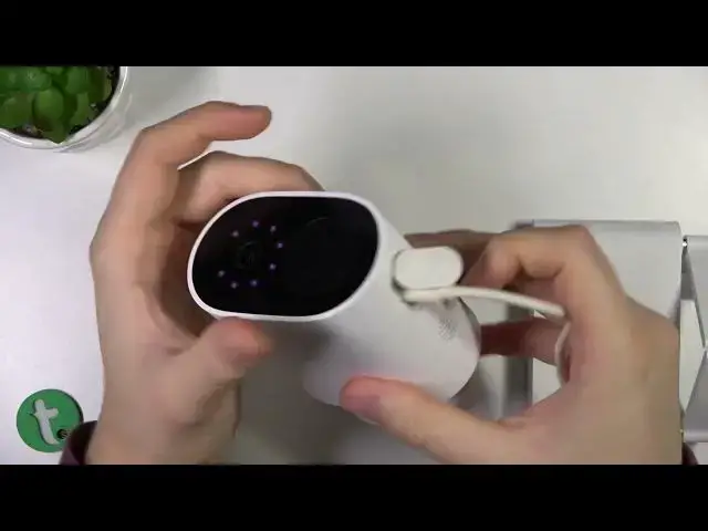 'Video thumbnail for Xiaomi Mi Wireless Outdoor Security Camera 1080p - How To Charge'