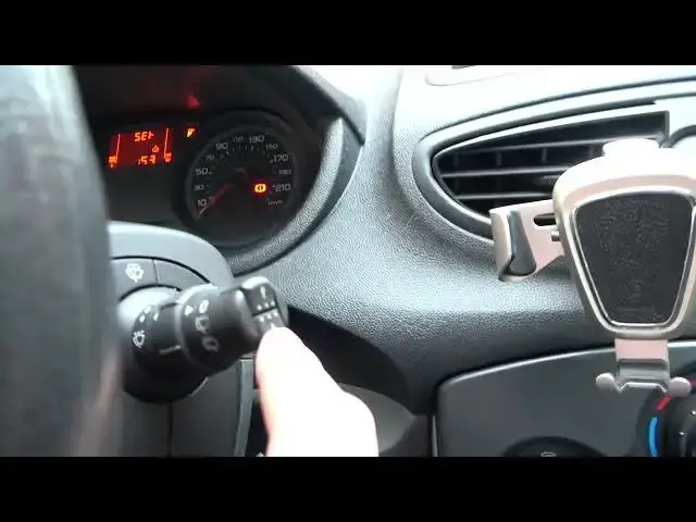 'Video thumbnail for How to Change System Time on Speedometer in Renault Clio III (2005 - 2012) - Change Date and Time'