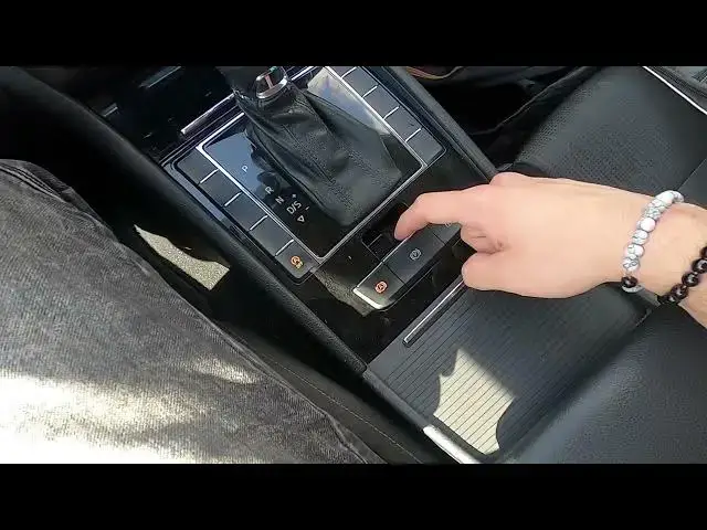 'Video thumbnail for How to Enable or Disable Electric Handbrake in Skoda Superb III ( 2015 – Now )'