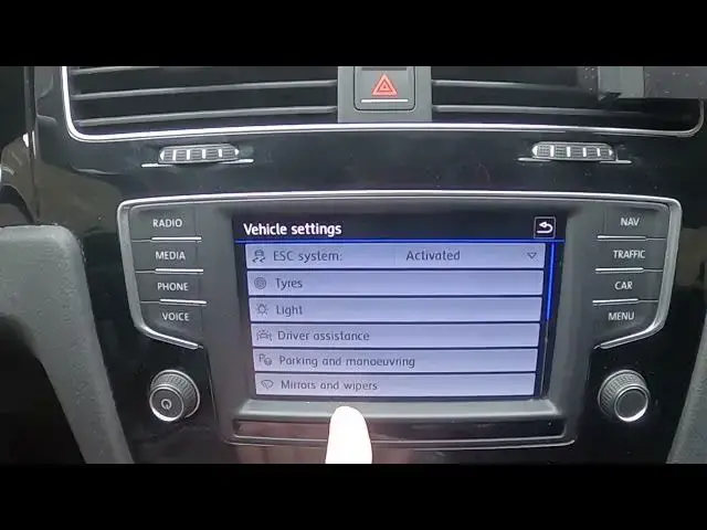 'Video thumbnail for How to Find and Manage Mirrors and Wipers Settings in Volkswagen Golf VII ( 2012 - 2020 )'