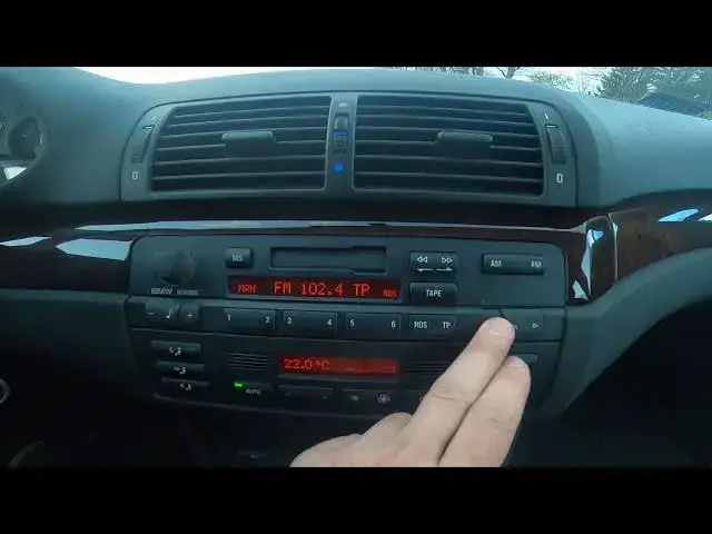 'Video thumbnail for How to Manually Change Radio Station in BMW Series 3 E46 ( 1998 - 2007 ) - Adjust Radio Station'