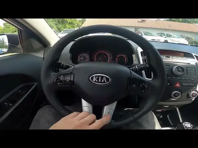 'Video thumbnail for Steering Wheel Buttons Description for Kia Ceed I ( 2006 – 2012 ) - Steering Wheel Functions'