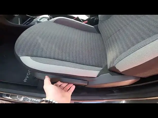 'Video thumbnail for How to Change Seat Position in Toyota Aygo II ( 2014 – 2021 ) - Adjust Seat Position'