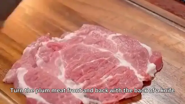 'Video thumbnail for Pan-Fried Pork Chops!'