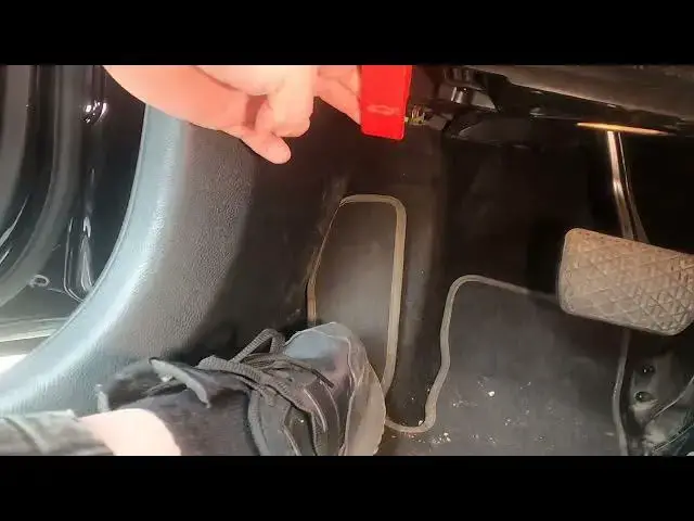 'Video thumbnail for How to Unlock the Hood in MERCEDES C Class W205 ( 2013 – now ) - Open Bonnet by Lever'